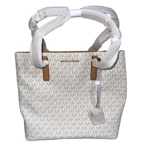 Michael Kors Morgan Vanilla Bag